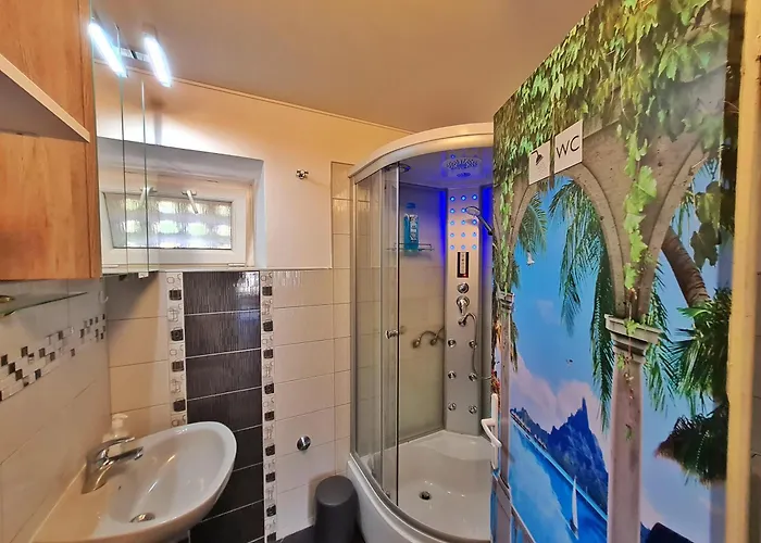 Dom wakacyjny Place Veli Dvor - With Private Garden In Old Town Punat