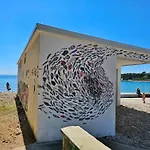 Place Veli Dvor - With Private Garden In Old Town